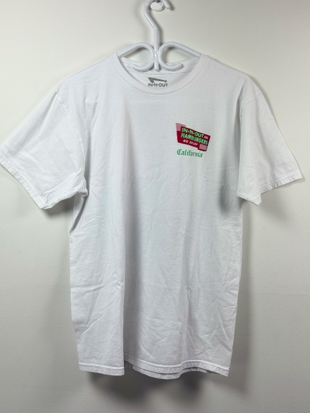 IN-N-OUT Burger tee shirt size Large 100% cotton Made in usa like new